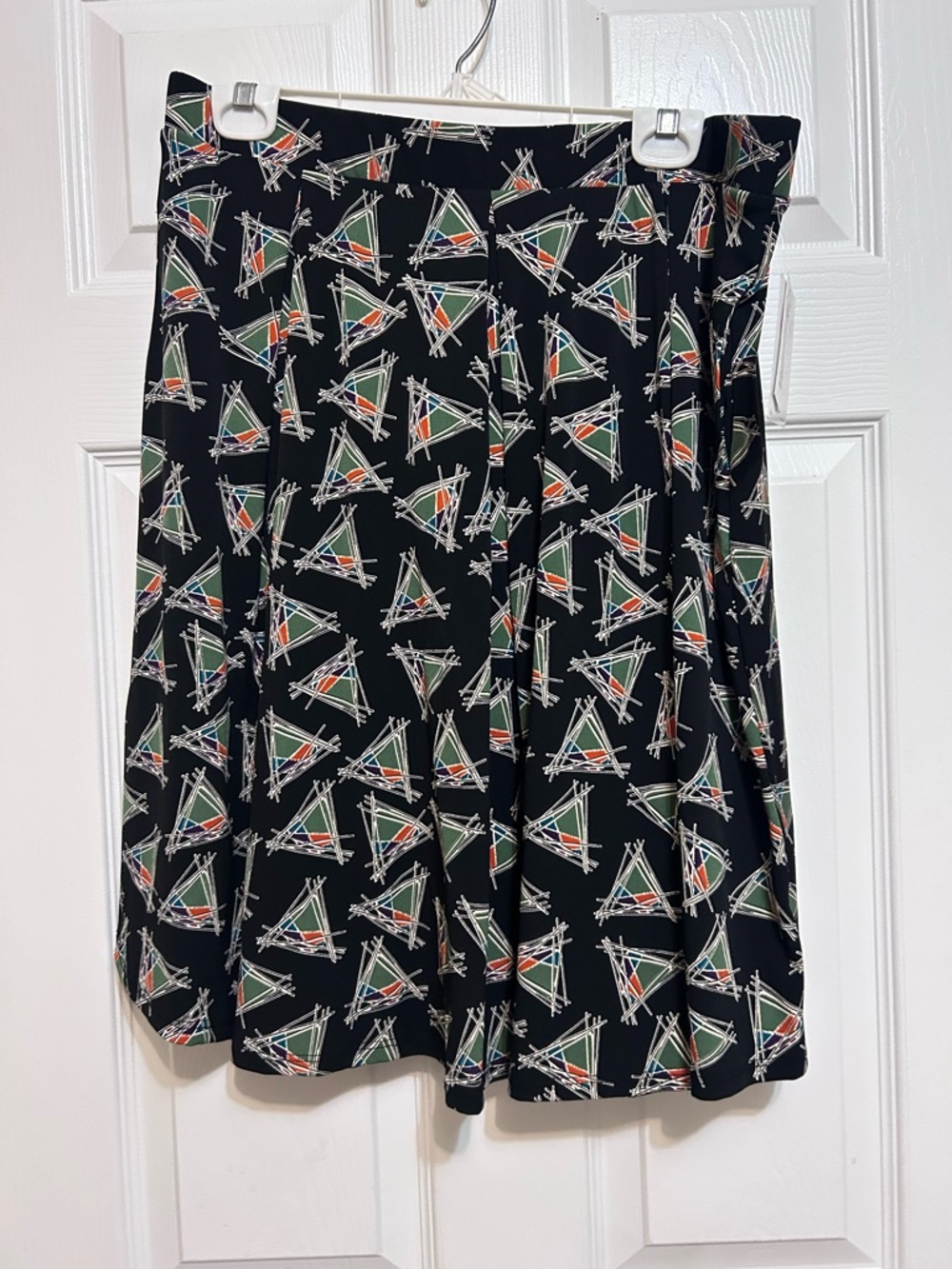 Black Geometric Print Skirt XXL